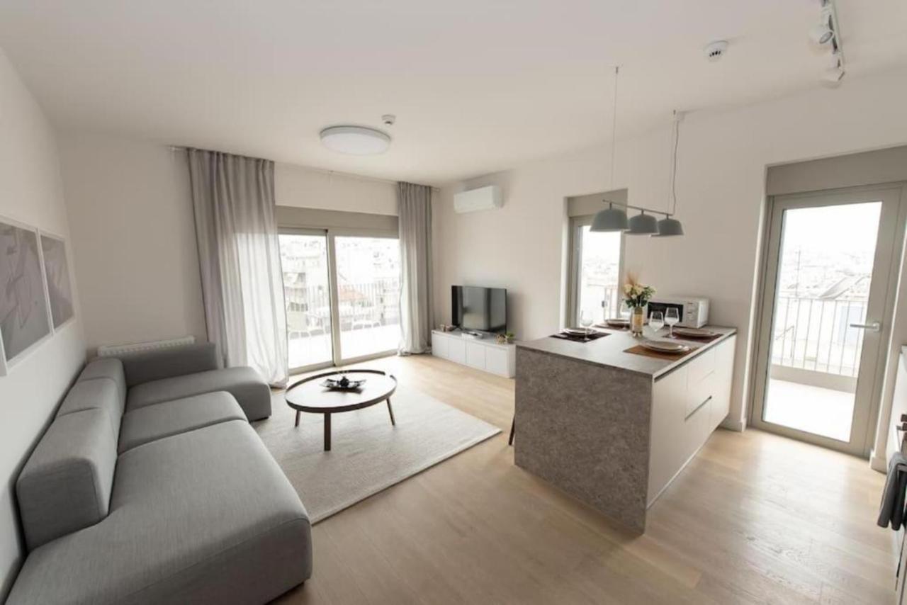 Brand-New Flat With A City View Афины Экстерьер фото